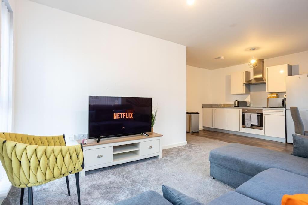 M5 Ordsall - Spacious 2 Bedroom City Apartamento *